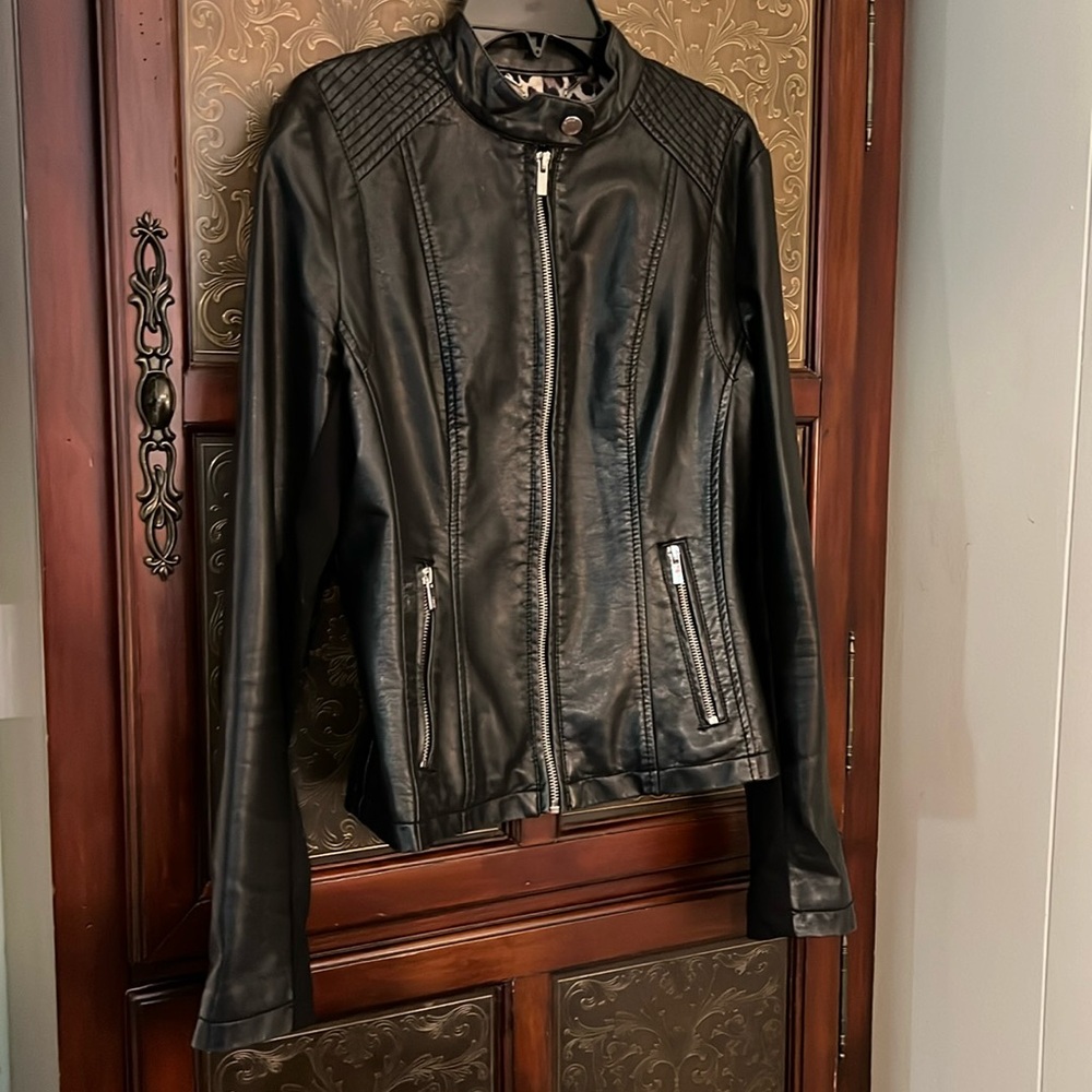 Black Rivet Black Leather Jacket XS with Cheetah print liner